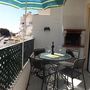 apartamentos-roja-sol.hotelaalgarve.com/